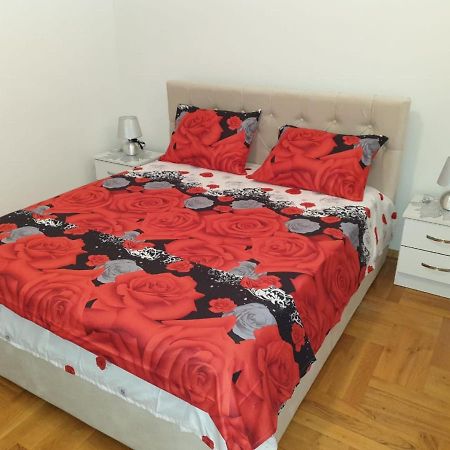 Montenegrin Beauty Star Apartamento Bar Exterior foto