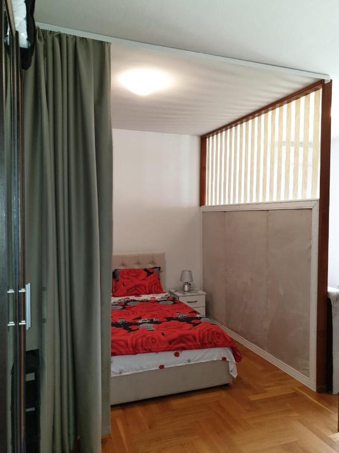 Montenegrin Beauty Star Apartamento Bar Exterior foto