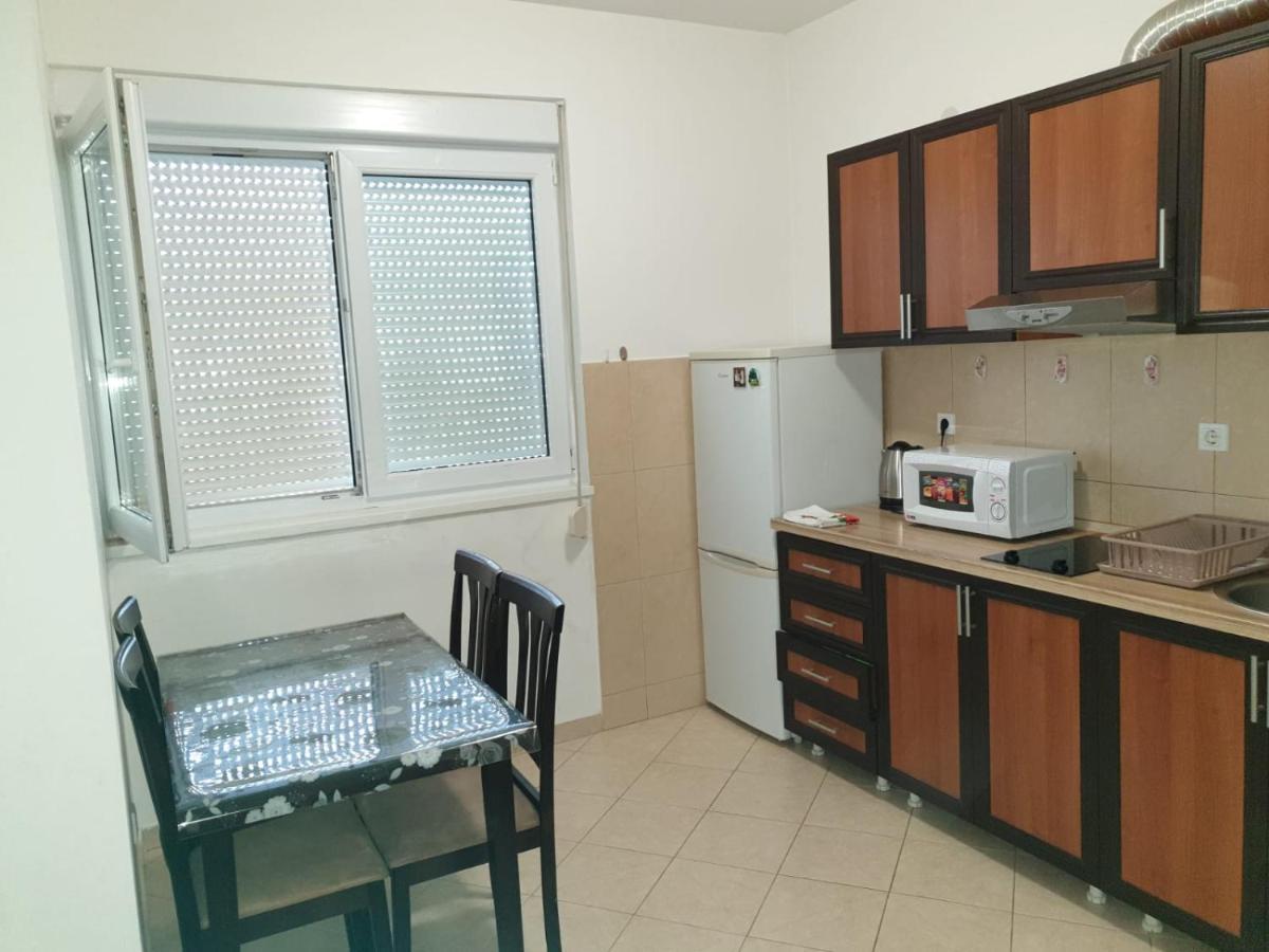Montenegrin Beauty Star Apartamento Bar Exterior foto